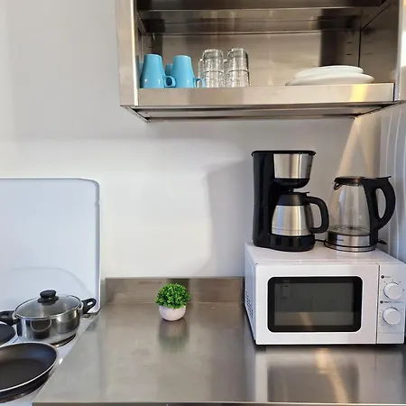 Meribu G31 Wohnung Fuer Monteure Und Arbeiter Essen Buitenkant foto