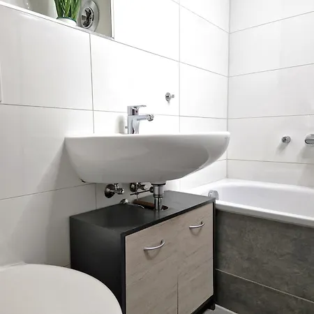 Meribu G31 Wohnung Fuer Monteure Und Arbeiter Essen Buitenkant foto