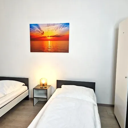 Meribu G31 Wohnung Fuer Monteure Und Arbeiter Essen Buitenkant foto