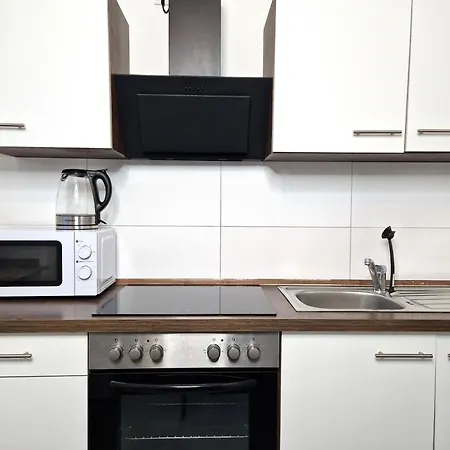 Meribu G31 Wohnung Fuer Monteure Und Arbeiter Essen Buitenkant foto