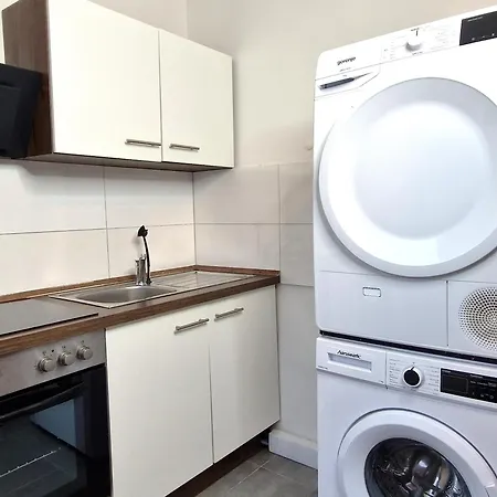 Meribu G31 Wohnung Fuer Monteure Und Arbeiter Essen Buitenkant foto